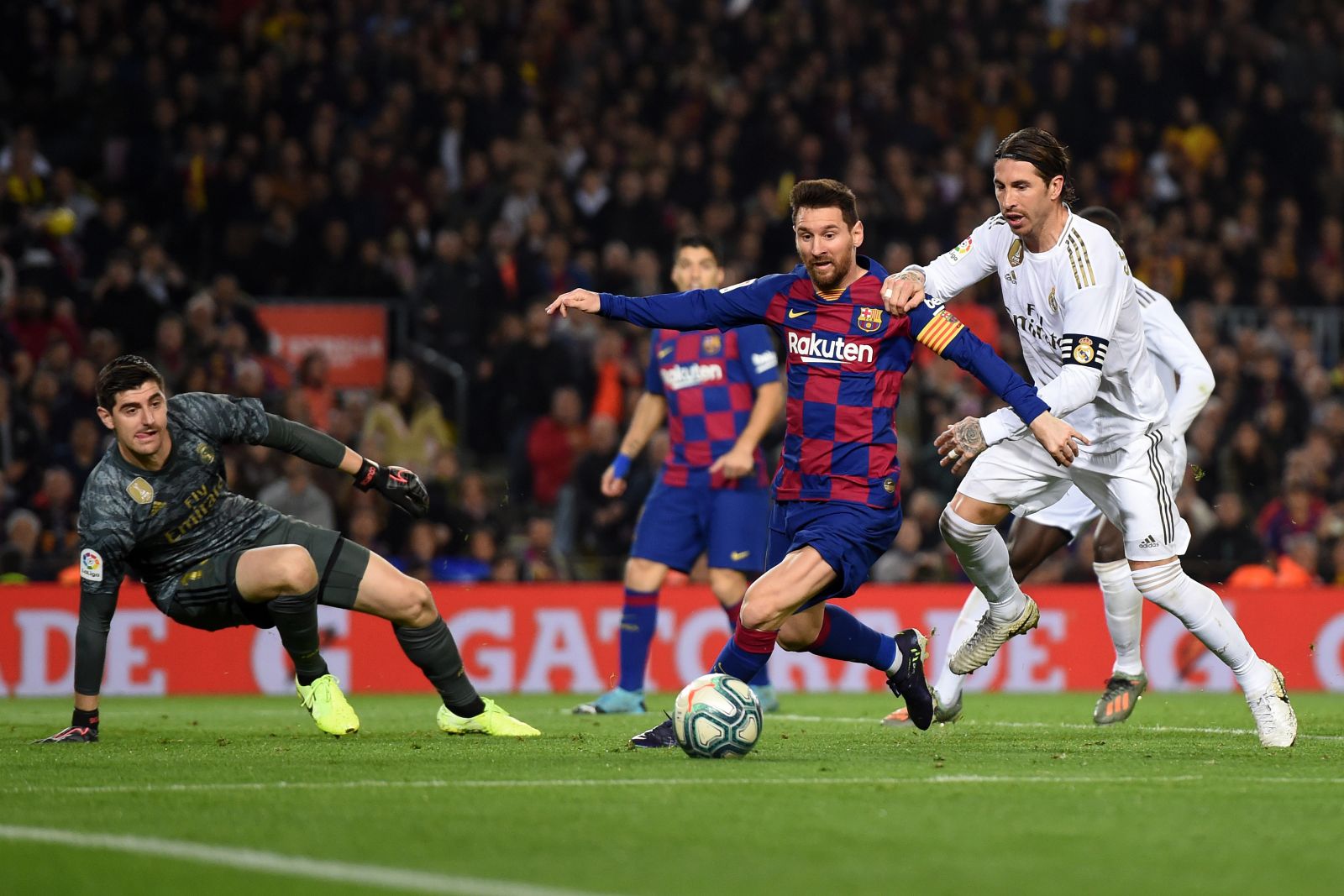 นับเวลาถอยหลังปีสุดท้าย ! 10 นักเตะระดับโลกที่เตรียมเป็นแข้งฟรีเอเจนต์