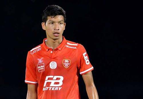 ถ้าดีลนี้สำเร็จ "ธนบูรณ์" ใส่เบอร์เสื้อหมายเลขไหนให้ทรู แบงค็อกฯ