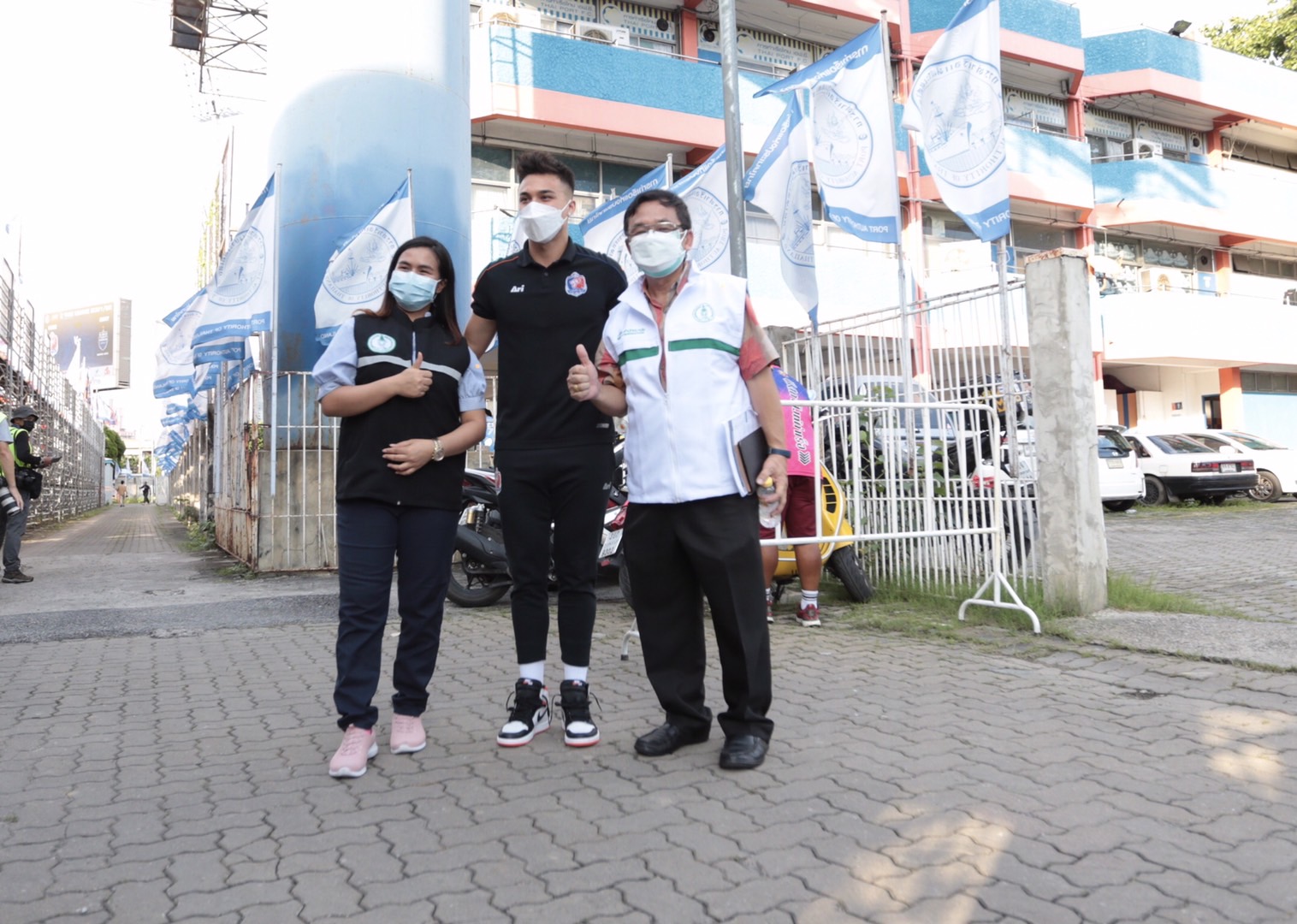 สดที่นี่...การท่าเรือ เอฟซี พบกับ บุรีรัมย์ ยูไนเต็ด