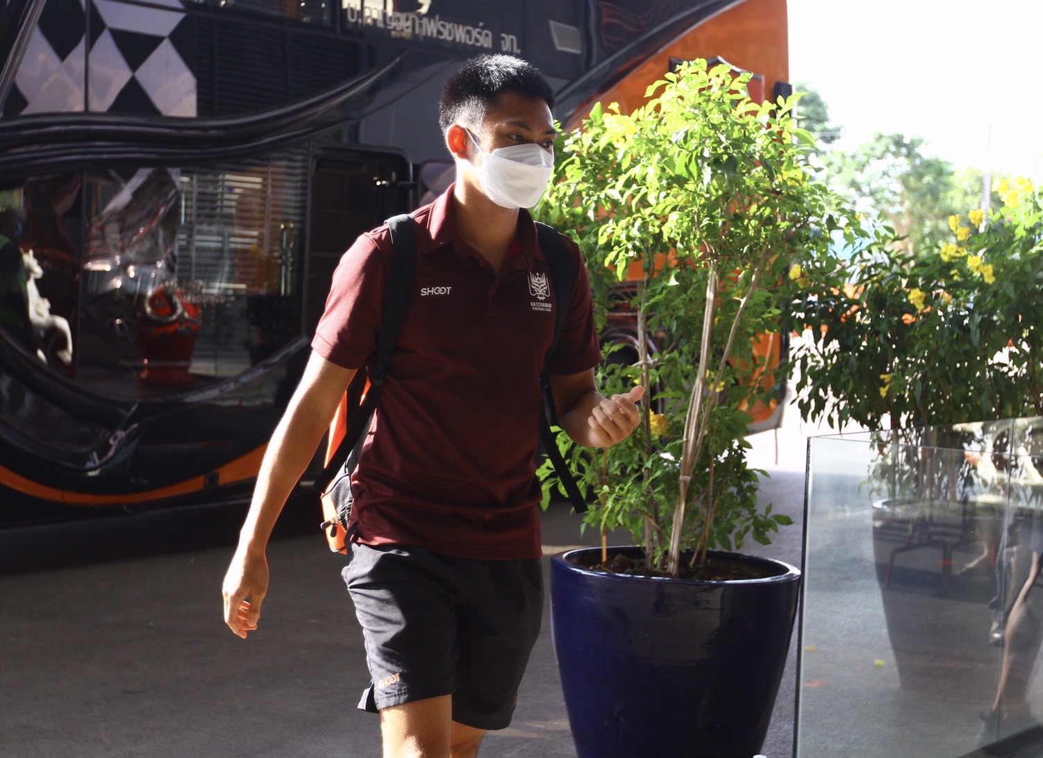 สดที่นี่...ราชบุรี มิตรผล เอฟซี พบกับ ทรู แบงค็อก ยูไนเต็ด