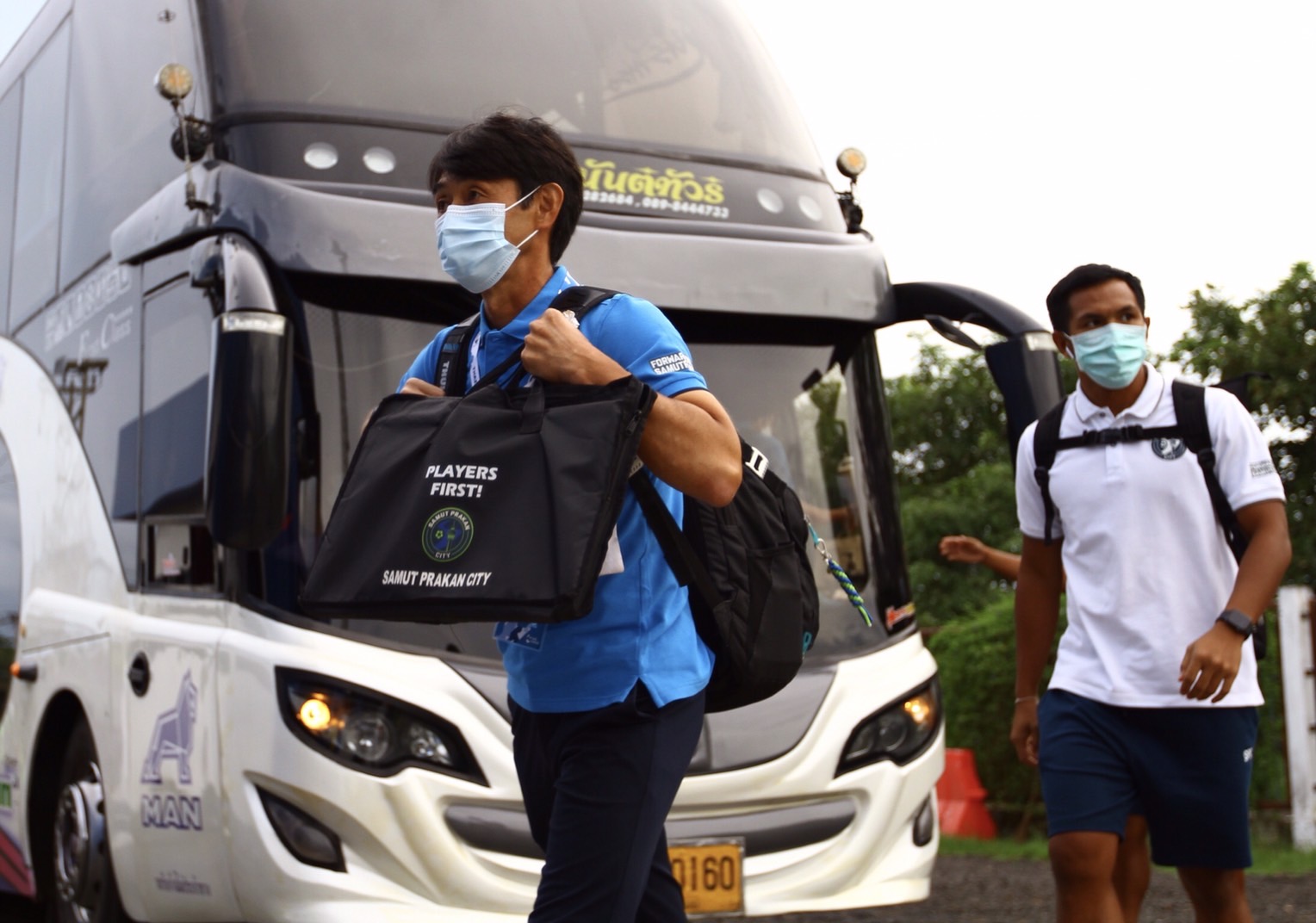 สดที่นี่...บุรีรัมย์ ยูไนเต็ด พบกับ สมุทรปราการ ซิตี้