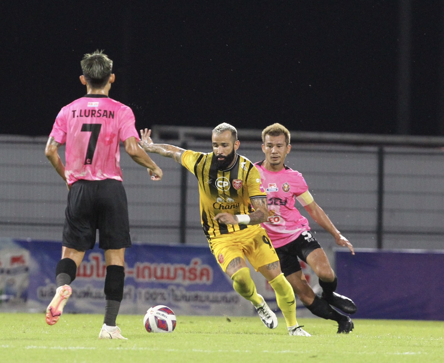 สามกองหน้าต่างชาติฟอร์มแจ่ง-ทีมยอดเยี่ยมไทยลีกเกม5